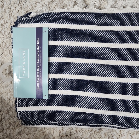 Cotton Weave Rug - Picture 2 of 4